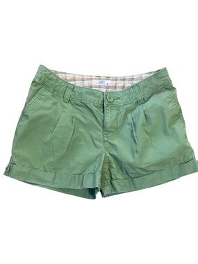 So Green Women's Casual Pleated Cotton Shorts with cuffs. Size 1